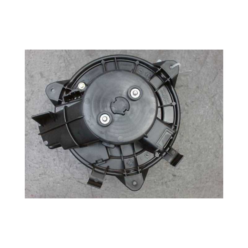 MOTEUR VENTILATEUR CHAUFFAGE FIAT STILO 5P