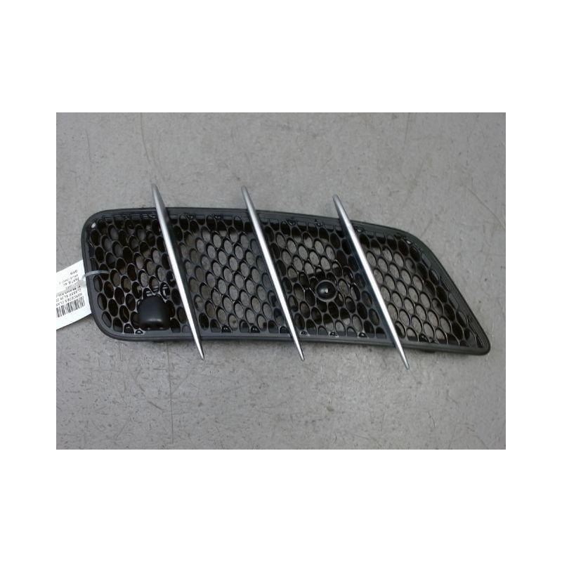 GRILLE CAPOT D MERCEDES CLASSE SL 2001-