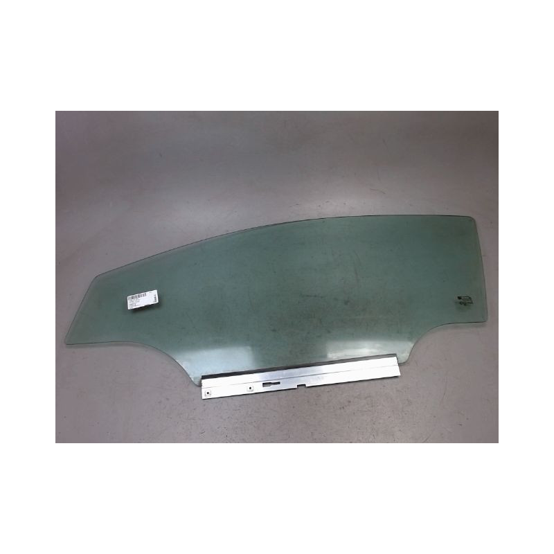 GLACE PORTE AVG OPEL ASTRA GTC 3P