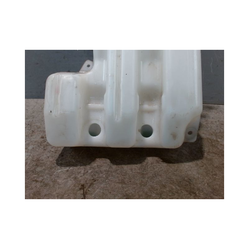 RESERVOIR LAVE-GLACE AVANT OPEL AGILA