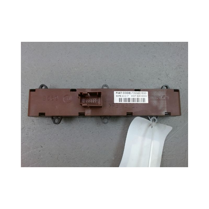 BOUTON DE WARNING FIAT DUCATO FG III PHASE 1 -35- MOY. 2006-...