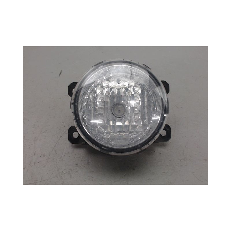 PHARE ANTIBROUILLARD AVANT GAUCHE MITSUBISHI SPACESTAR