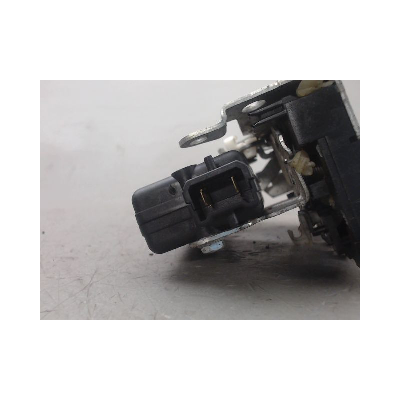 SYSTEME CONDAMNATION ARRIERE DROIT DACIA SANDERO