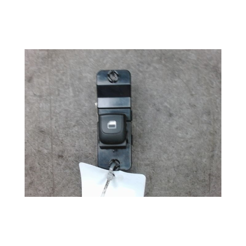 COMMANDE LEVE-GLACE PORTE ARG KIA RIO