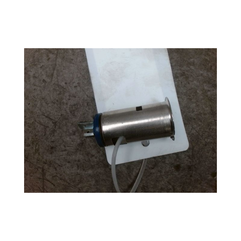 PRISE 12V AV KIA RIO