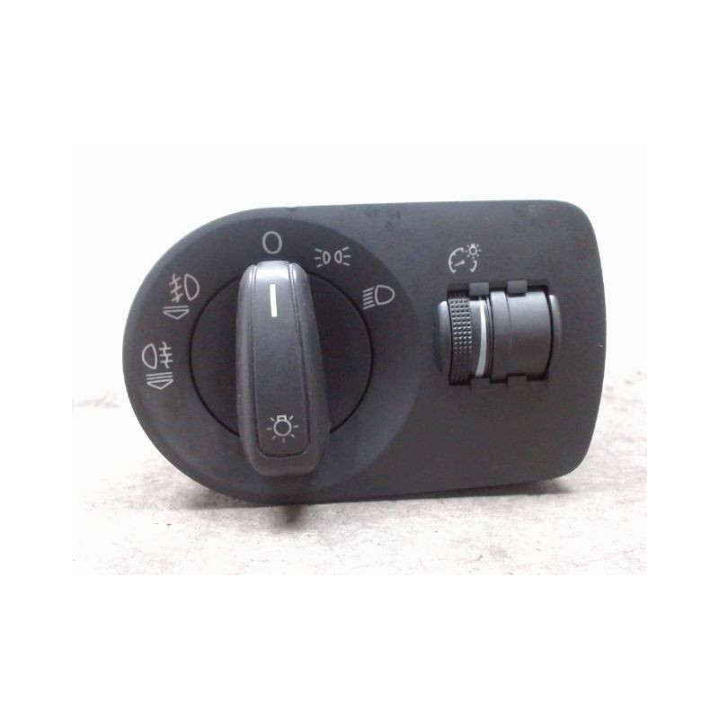 COMMANDE ECLAIRAGE AUDI A1