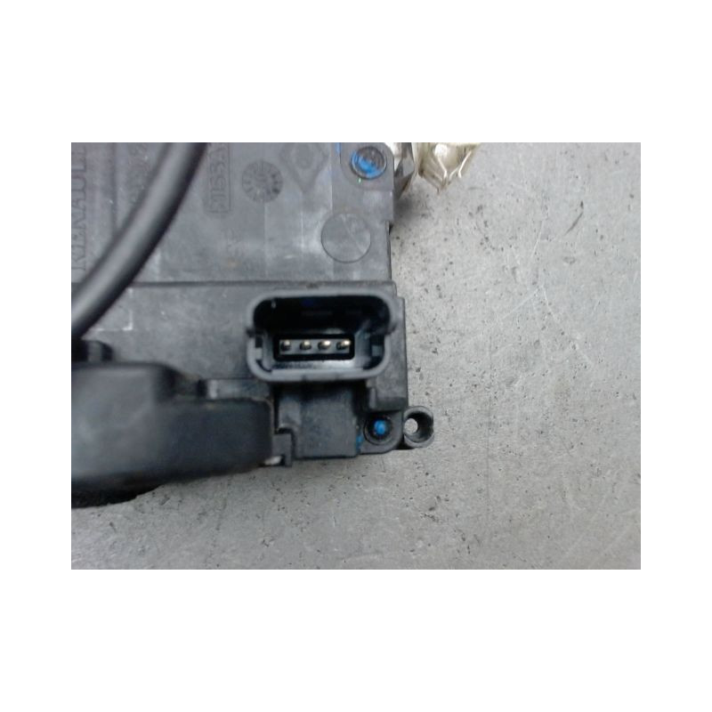 SYSTEME CONDAMNATION AVANT GAUCHE RENAULT CLIO III 2005-