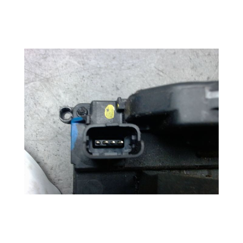 SYSTEME CONDAMNATION ARRIERE GAUCHE RENAULT CLIO III 2009-