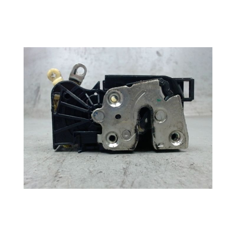 SYSTEME CONDAMNATION AVANT GAUCHE DACIA SANDERO