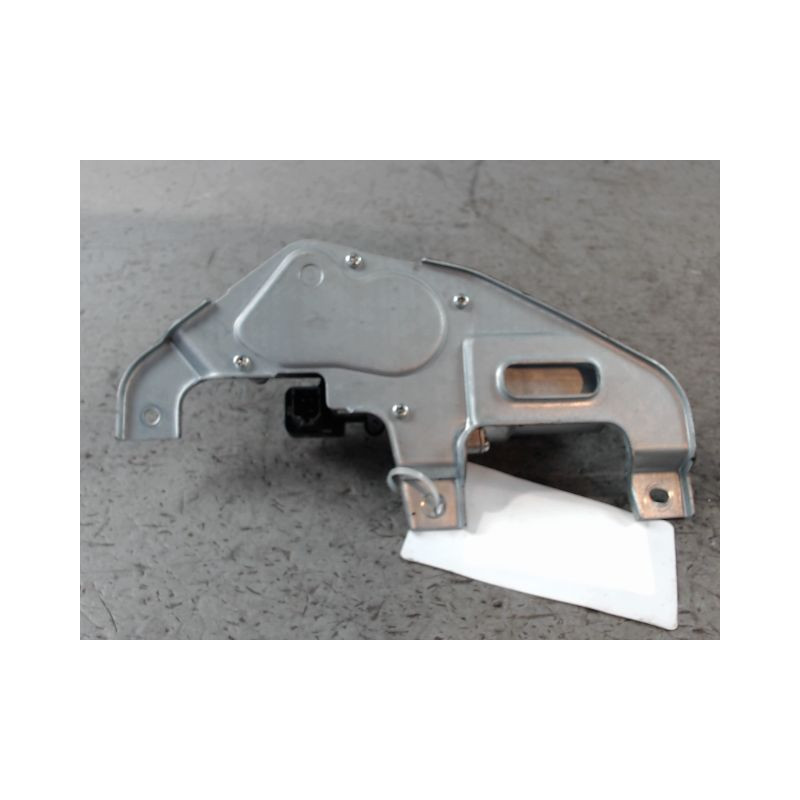 MOTEUR ESSUIE-GLACE ARRIERE SUZUKI SPLASH