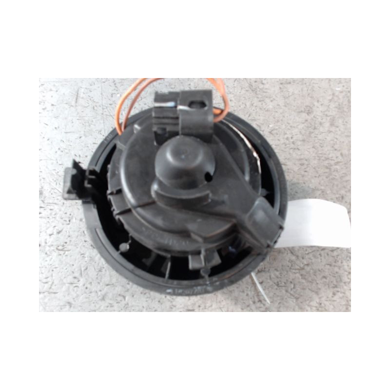 MOTEUR VENTILATEUR CHAUFFAGE RENAULT CLIO IV