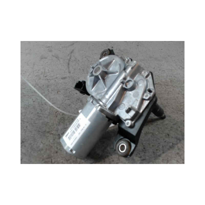 MOTEUR ESSUIE-GLACE ARRIERE RENAULT CLIO IV