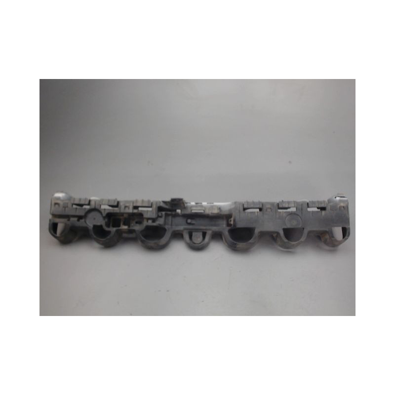 SUPPORT CENTRAL PARE-CHOC ARRIERE  RENAULT CLIO