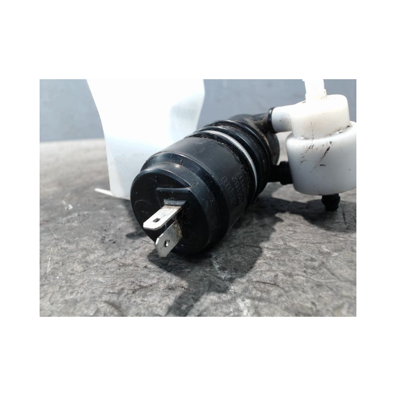 POMPE LAVE-GLACE AVANT OPEL CORSA 97-2000