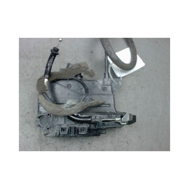 SYSTEME CONDAMNATION ARRIERE DROIT RENAULT CLIO