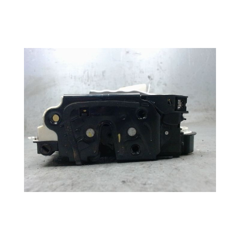 SYSTEME CONDAMNATION AVANT DROIT VOLKSWAGEN POLO 2009-