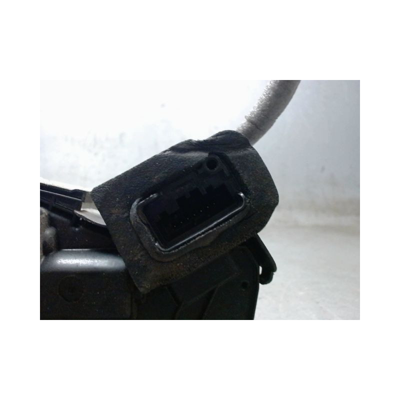 SYSTEME CONDAMNATION AVANT DROIT VOLKSWAGEN POLO 2009-