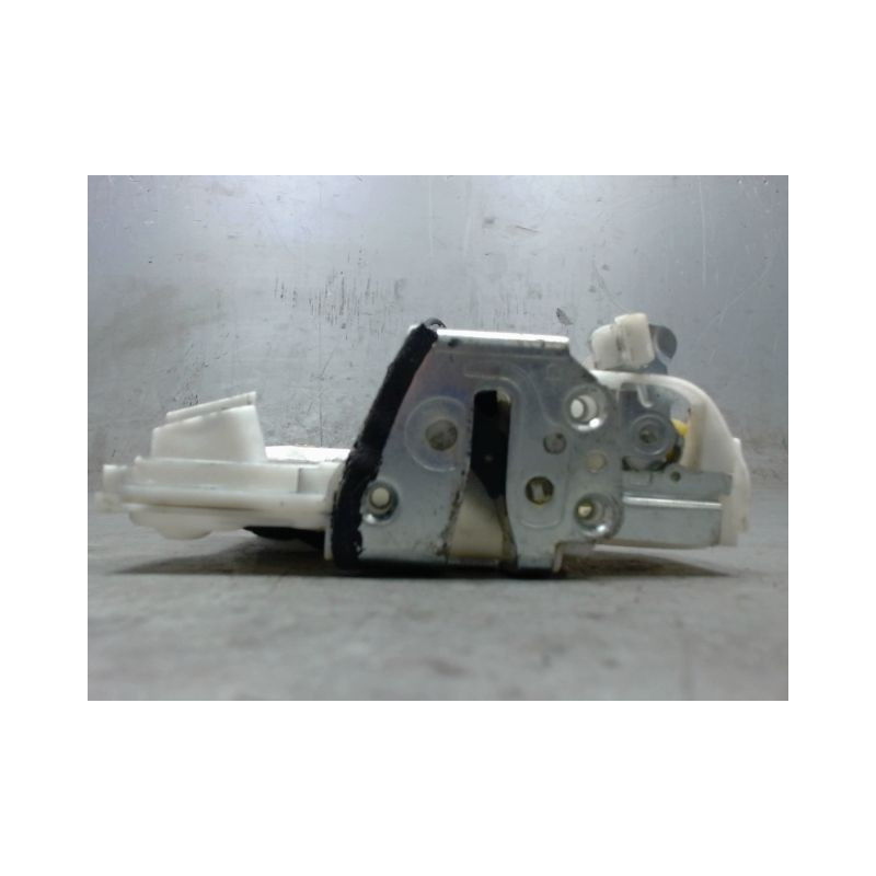 SYSTEME CONDAMNATION AVANT DROIT SUZUKI SWIFT 3P