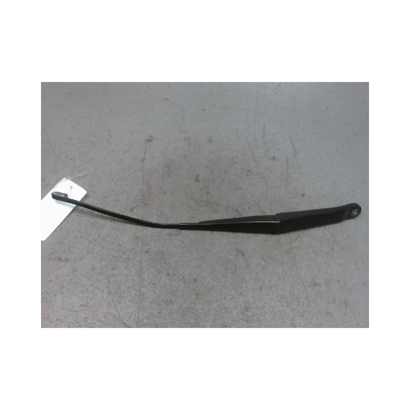 BRAS ESSUIE-GLACE AVANT DROIT FIAT PUNTO 2003-