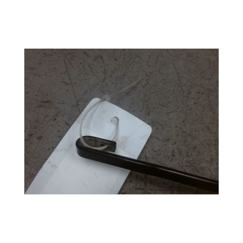 BRAS ESSUIE-GLACE AVANT DROIT FIAT PUNTO 2003-