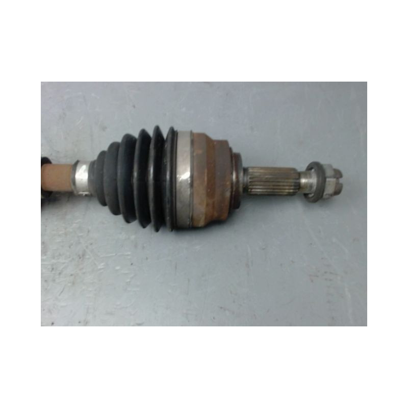 TRANSMISSION AVANT GAUCHE DACIA SANDERO 1.0 SCe 65