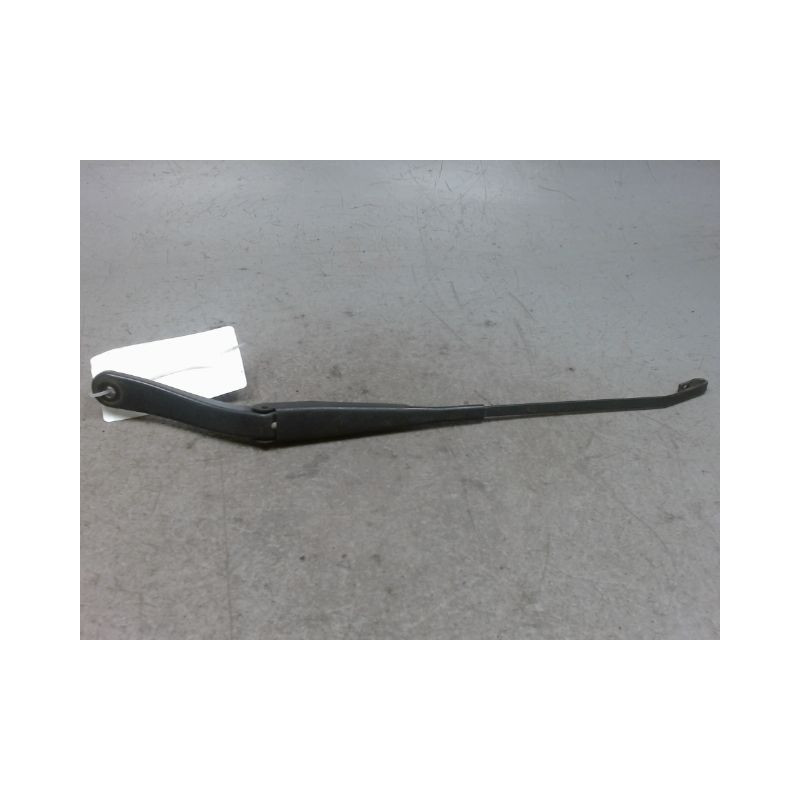 BRAS ESSUIE-GLACE AVANT GAUCHE DACIA SANDERO 2008-