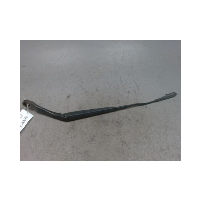 BRAS ESSUIE-GLACE AVANT GAUCHE NISSAN QASHQAI