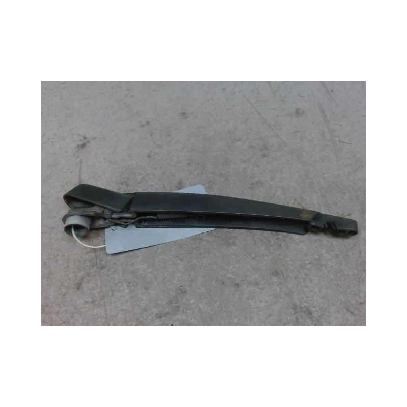 BRAS ESSUIE-GLACE ARRIERE DACIA DUSTER 2010-