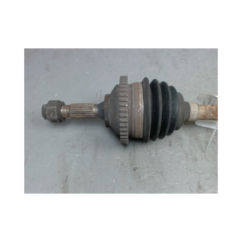 TRANSMISSION AVANT DROIT PEUGEOT 206+ 2009- 1.1