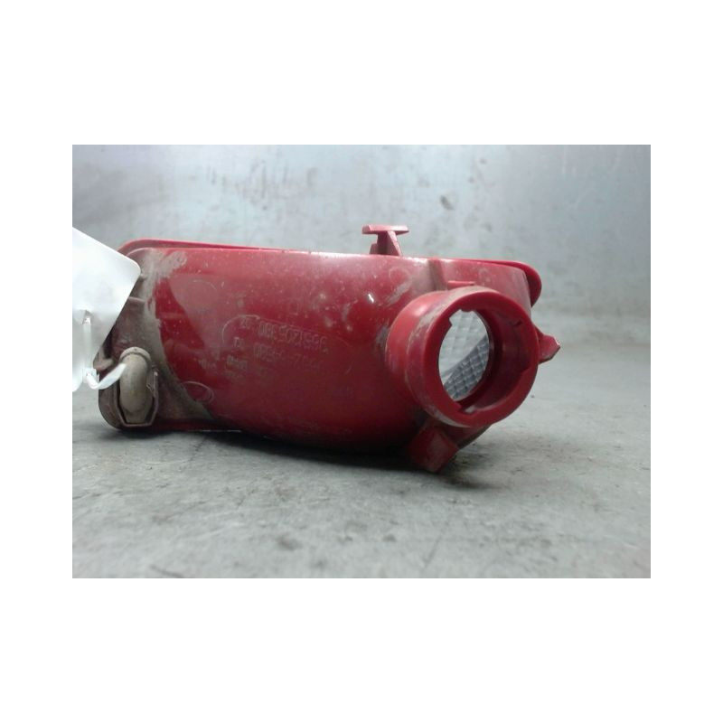 FEU RECUL DROIT CITROEN C4 04-08