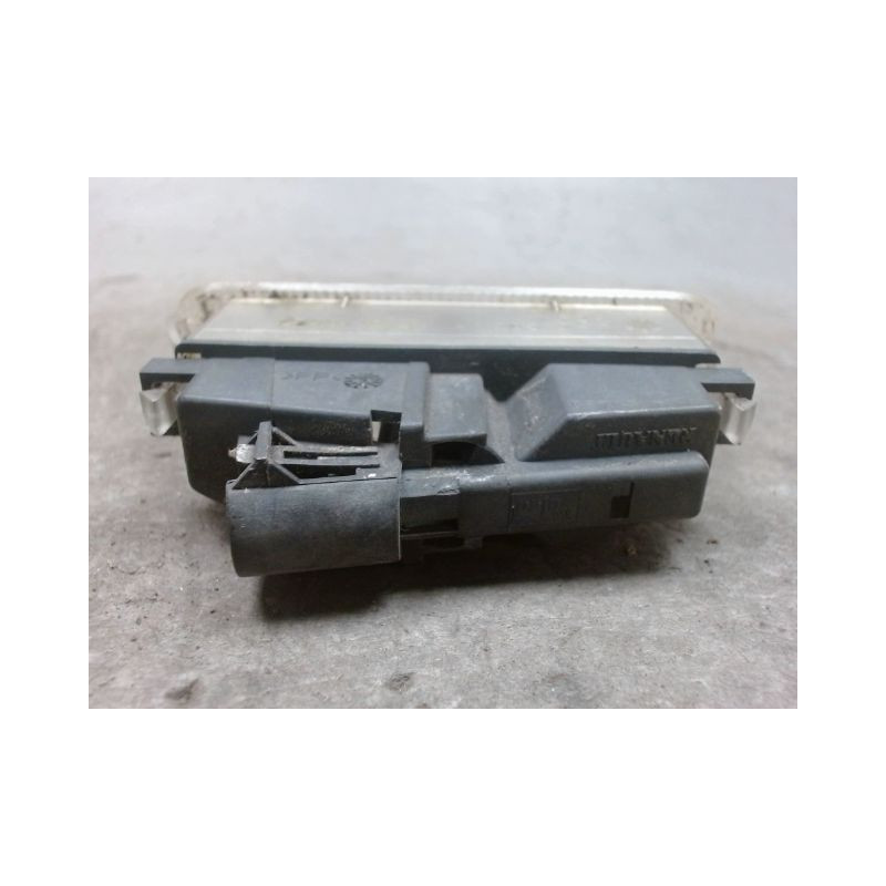 ECLAIREUR PLAQUE DE POLICE RENAULT CLIO II PH.2 01-06