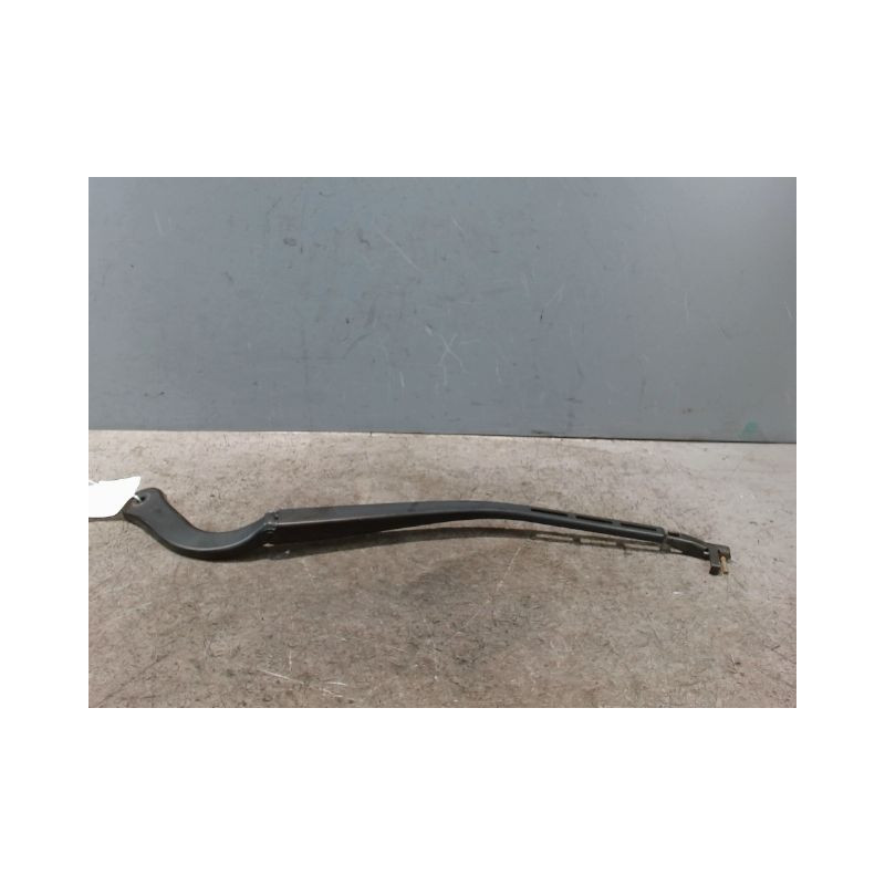 BRAS ESSUIE-GLACE AVANT DROIT B.M.W. SERIE 3