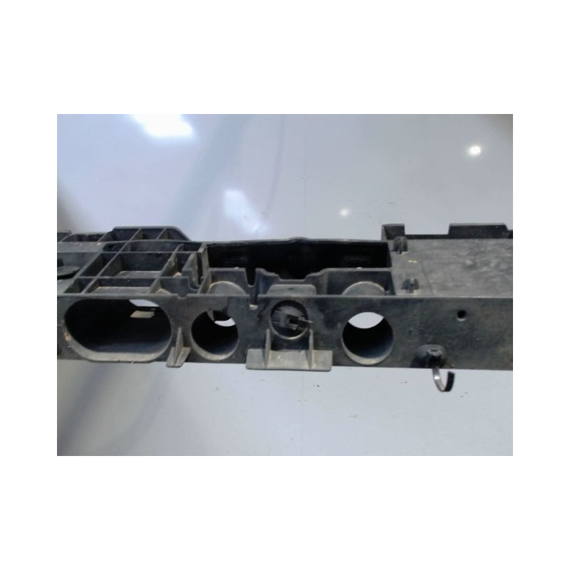 TRAVERSE SUPERIEURE ARMATURE AVANT RENAULT CLIO IV