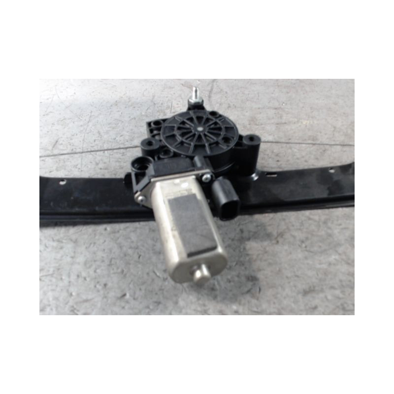 MECANISME+MOTEUR LEVE-GLACE AVANT DROIT FIAT PUNTO 2003-