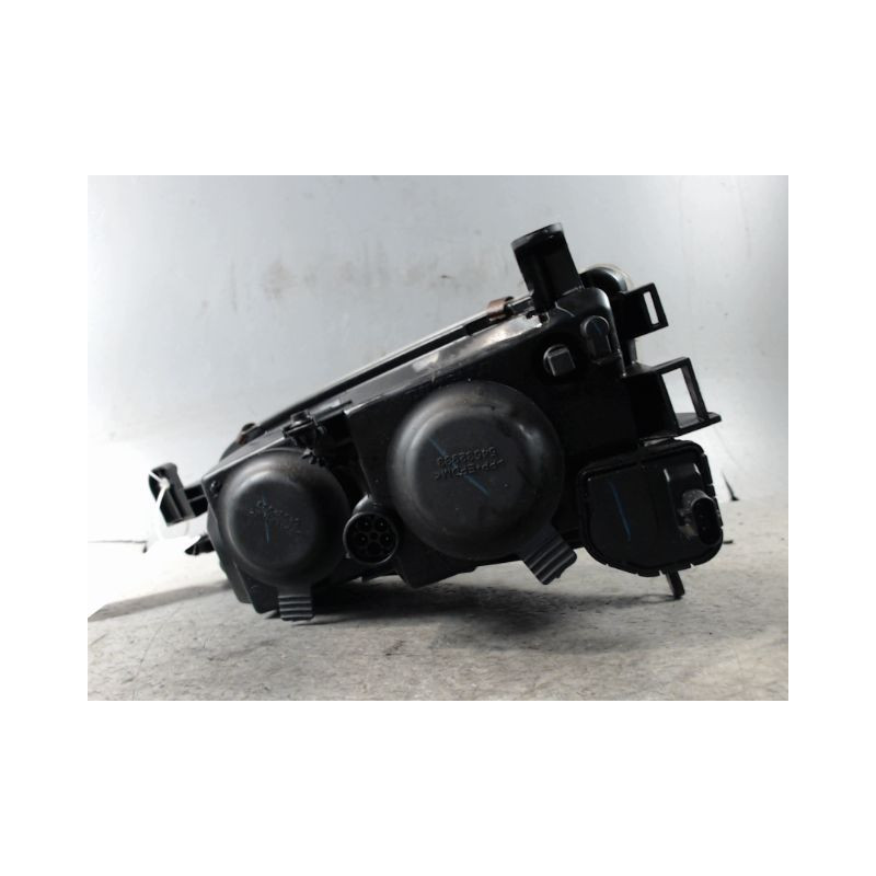 PHARE DROIT OPEL VECTRA 95-99
