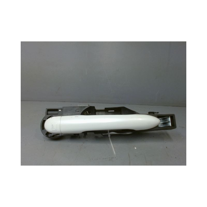 POIGNEE EXTERIEURE PORTE AVANT GAUCHE RENAULT LAGUNA III