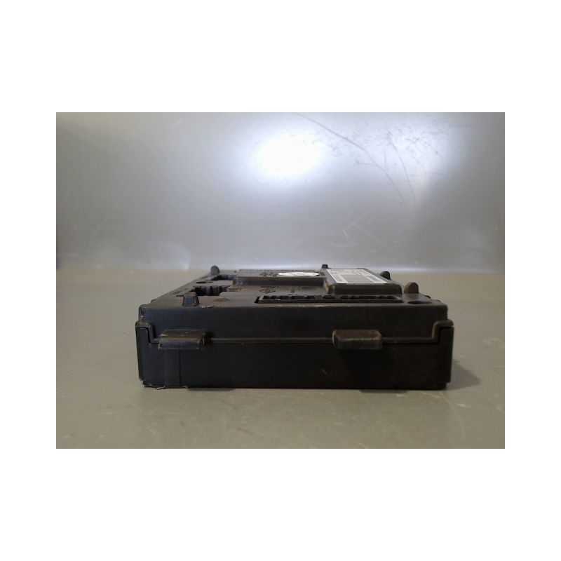 BOITIER GESTION HABITACLE RENAULT CLIO