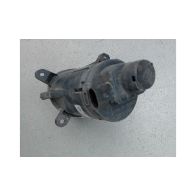 PHARE ANTIBROUILLARD AVANT DROIT VOLKSWAGEN PASSAT