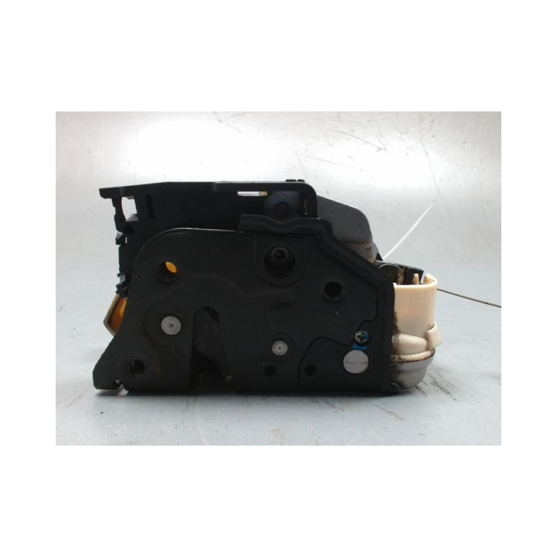SYSTEME CONDAMNATION AVANT GAUCHE SEAT LEON 2005-