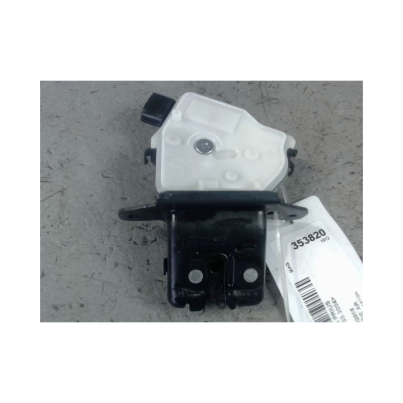 SERRURE HAYON  TOYOTA PRIUS 2004-