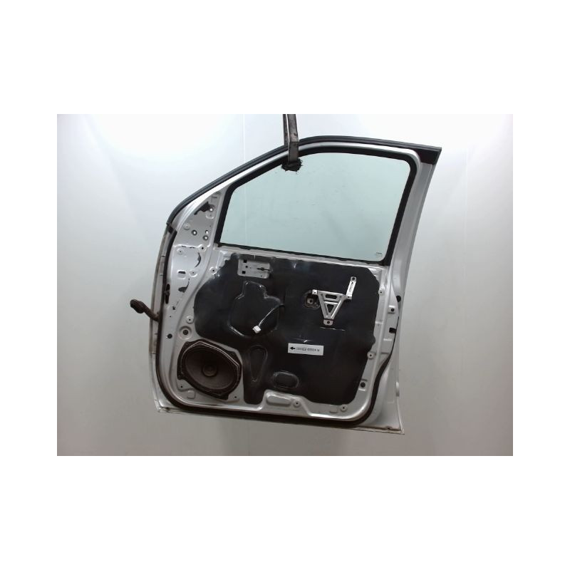 PORTE AVANT DROIT NISSAN NAVARA DOUBLE CABINE
