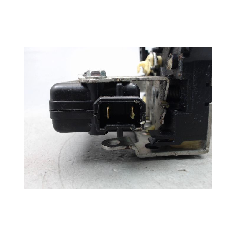 SYSTEME CONDAMNATION AVANT GAUCHE DACIA SANDERO I 2008-2012