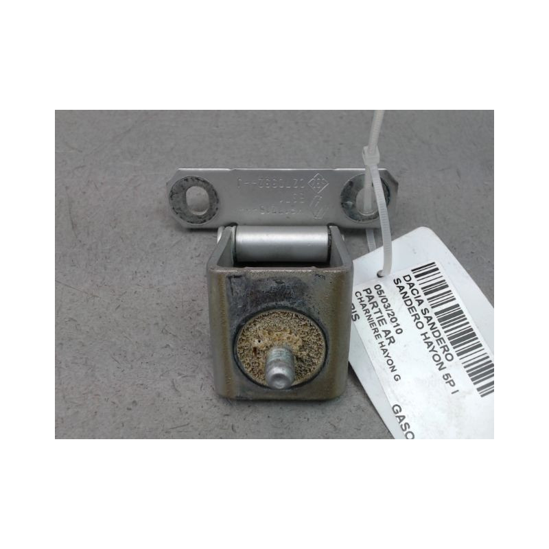 CHARNIERE HAYON G DACIA SANDERO I 2008-2012