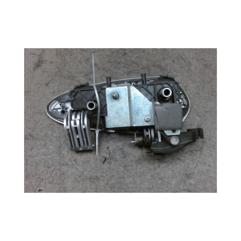 POIGNEE EXTERIEURE PORTE ARRIERE GAUCHE FIAT PUNTO
