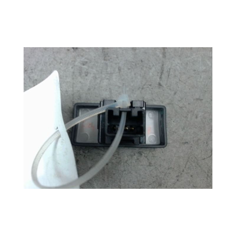 BOUTON DE WARNING NISSAN PIXO