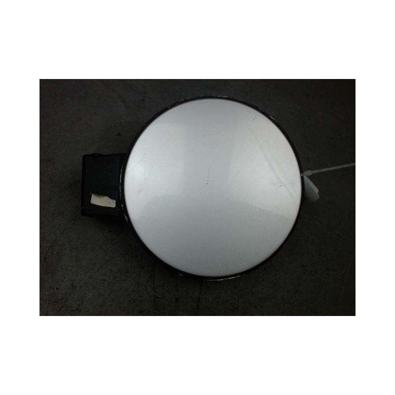 VOLET DE TRAPPE CARBURANT MITSUBISHI COLT