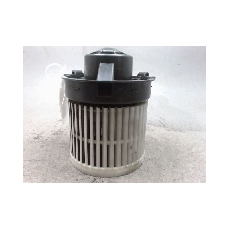 MOTEUR VENTILATEUR CHAUFFAGE NISSAN MICRA
