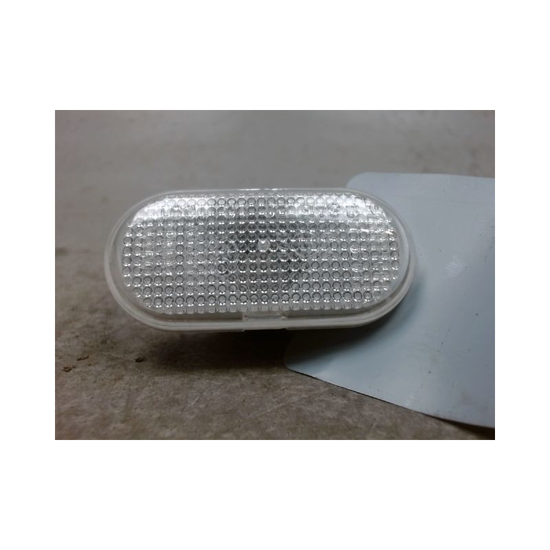 REPETITEUR AILE GAUCHE DACIA LODGY