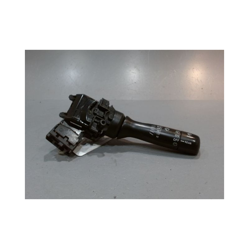 COMMANDE ESSUIE GLACE TOYOTA YARIS 2005-