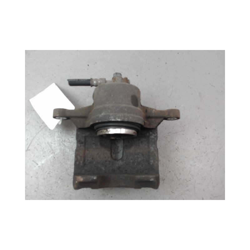 ETRIER DE FREIN AVANT GAUCHE HYUNDAI I 30 II Phase 1 2012-...